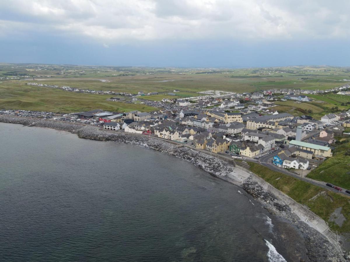 Lehinch Lodge Lahinch Esterno foto
